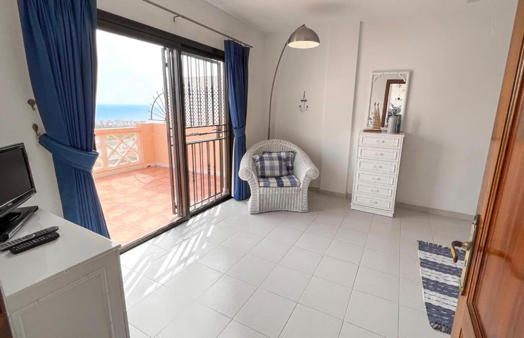 Paradise Seaview Apartment Адехе Экстерьер фото