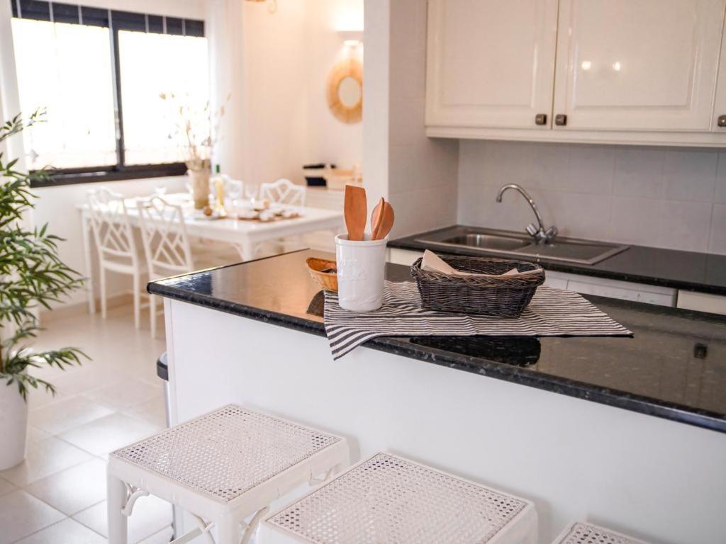 Paradise Seaview Apartment Адехе Экстерьер фото