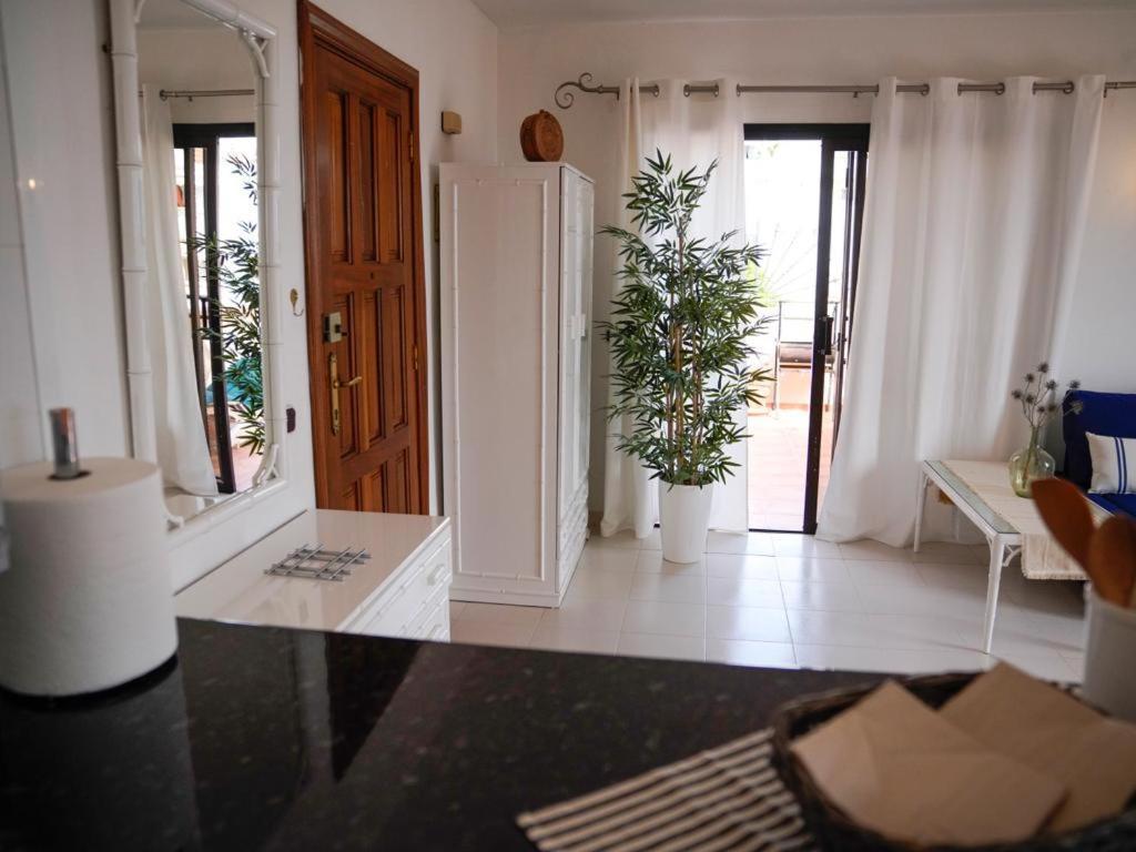Paradise Seaview Apartment Адехе Экстерьер фото
